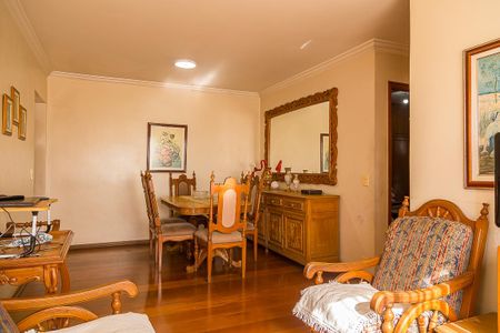 Apartamento à venda com 67m², 2 quartos e 1 vaga Apartamento à venda com 67m², 2 quartos e 1 vagaSala