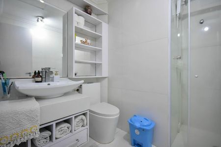 Casa à venda com 150m², 3 quartos e 1 vaga Casa à venda com 150m², 3 quartos e 1 vagaBanheiro 2