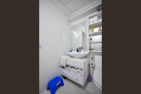 Casa à venda com 150m², 3 quartos e 1 vaga Casa à venda com 150m², 3 quartos e 1 vagaBanheiro 2