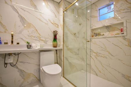 Casa à venda com 150m², 3 quartos e 1 vaga Casa à venda com 150m², 3 quartos e 1 vagaBanheiro Suíte