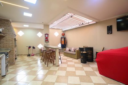 Casa à venda com 382m², 3 quartos e 8 vagas Casa à venda com 382m², 3 quartos e 8 vagasGaragem e Área Gourmet