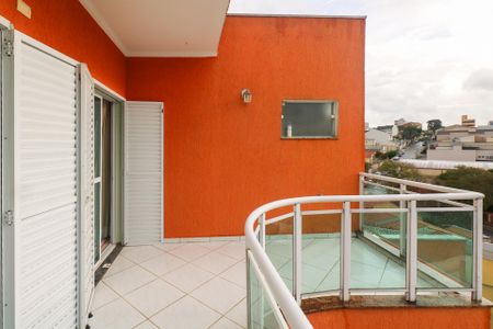 Casa à venda com 382m², 3 quartos e 8 vagas Casa à venda com 382m², 3 quartos e 8 vagasVaranda da Suíte 1 e 2