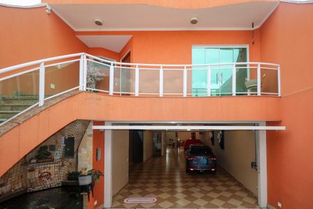 Casa à venda com 382m², 3 quartos e 8 vagas Casa à venda com 382m², 3 quartos e 8 vagasFachada Interna