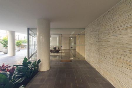 Apartamento à venda com 219m², 3 quartos e 1 vagaFachada