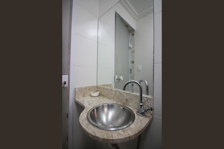 Casa à venda com 200m², 3 quartos e 2 vagasBanheiro de Serviço