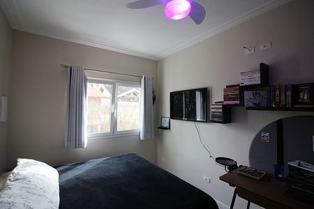 Casa à venda com 200m², 3 quartos e 2 vagasQuarto 2