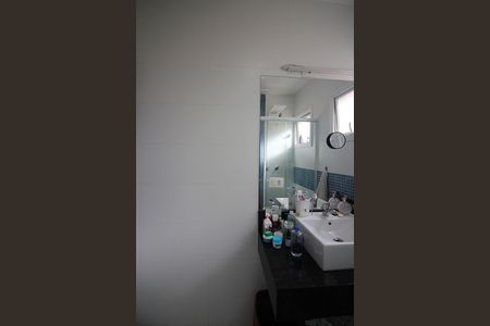 Casa à venda com 200m², 3 quartos e 2 vagasBanheiro Social