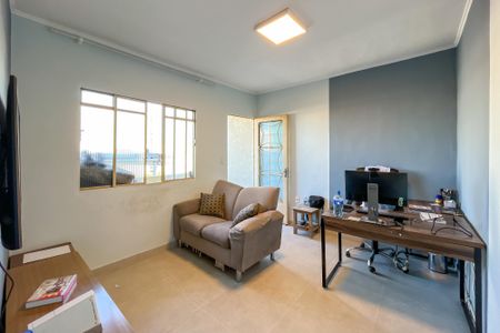 Casa à venda com 270m², 5 quartos e 3 vagas Casa à venda com 270m², 5 quartos e 3 vagasSala 3