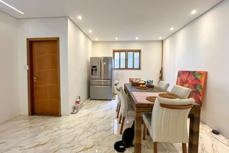 Casa à venda com 270m², 5 quartos e 3 vagas Casa à venda com 270m², 5 quartos e 3 vagasCozinha 1