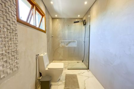 Casa à venda com 270m², 5 quartos e 3 vagas Casa à venda com 270m², 5 quartos e 3 vagasBanheiro 1