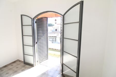 Casa para alugar com 250m², 3 quartos e 2 vagasSacada do Quarto 2