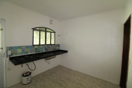 Casa para alugar com 250m², 3 quartos e 2 vagasCozinha