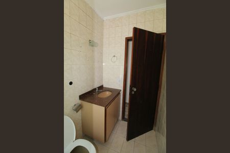 Casa para alugar com 250m², 3 quartos e 2 vagasBanheiro Corredor