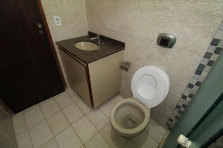 Casa para alugar com 250m², 3 quartos e 2 vagasBanheiro da Suíte