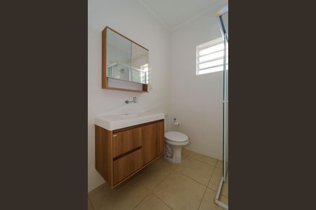 Casa à venda com 154m², 3 quartos e 2 vagasBanheiro