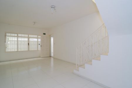 Casa à venda com 154m², 3 quartos e 2 vagasSala