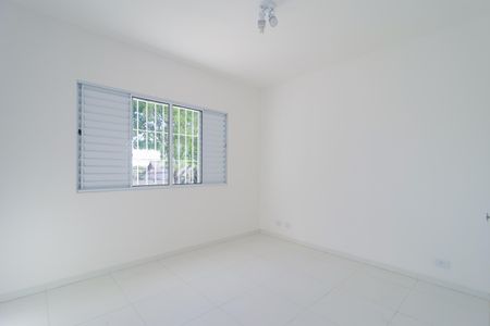 Casa à venda com 154m², 3 quartos e 2 vagasSuíte