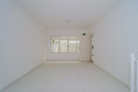 Casa à venda com 154m², 3 quartos e 2 vagasSala