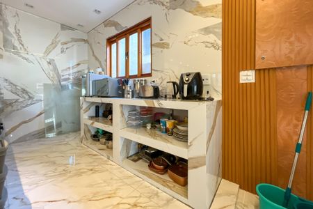 Casa para alugar com 450m², 5 quartos e 3 vagasCozinha 1