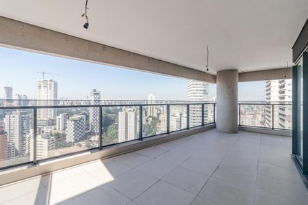 Apartamento à venda com 195m², 4 quartos e 3 vagasVaranda