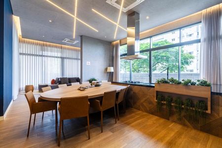 Apartamento à venda com 195m², 4 quartos e 3 vagasÁrea comum - Salão de festas