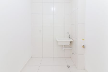 Apartamento para alugar com 37m², 2 quartos e sem vaga Apartamento para alugar com 37m², 2 quartos e sem vagaCozinha e Área de Serviço