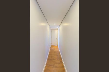 Apartamento à venda com 103m², 3 quartos e 2 vagas Apartamento à venda com 103m², 3 quartos e 2 vagasCorredor