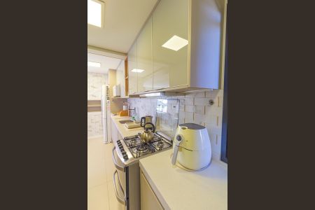 Apartamento à venda com 103m², 3 quartos e 2 vagas Apartamento à venda com 103m², 3 quartos e 2 vagasCozinha