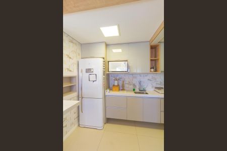 Apartamento à venda com 103m², 3 quartos e 2 vagas Apartamento à venda com 103m², 3 quartos e 2 vagasCozinha