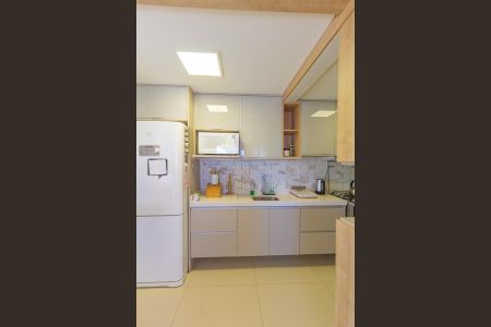 Apartamento à venda com 103m², 3 quartos e 2 vagas Apartamento à venda com 103m², 3 quartos e 2 vagasCozinha