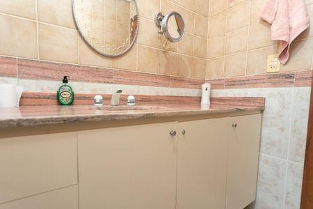 Apartamento à venda com 330m², 3 quartos e 3 vagasBanheiro Suite