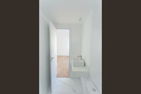 Apartamento à venda com 77m², 2 quartos e 2 vagasBanheiro da Suíte