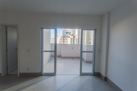 Apartamento à venda com 77m², 2 quartos e 2 vagasÁrea Privativa