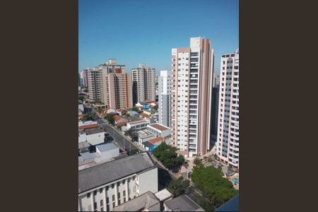 Apartamento à venda com 107m², 3 quartos e 2 vagasVista rua 