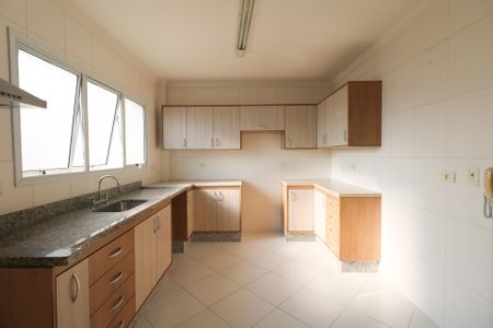 Apartamento à venda com 107m², 3 quartos e 2 vagas Apartamento à venda com 107m², 3 quartos e 2 vagasCozinha