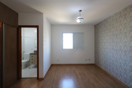 Apartamento à venda com 107m², 3 quartos e 2 vagas Apartamento à venda com 107m², 3 quartos e 2 vagasSuíte