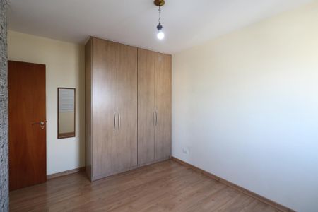 Apartamento à venda com 107m², 3 quartos e 2 vagas Apartamento à venda com 107m², 3 quartos e 2 vagasQuarto 1