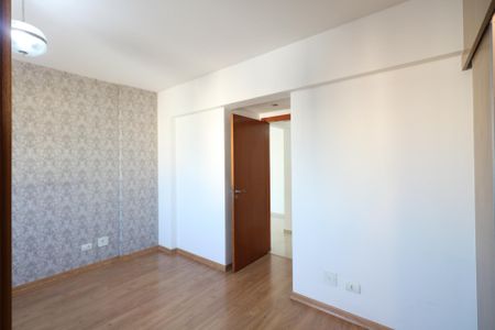 Apartamento à venda com 107m², 3 quartos e 2 vagas Apartamento à venda com 107m², 3 quartos e 2 vagasSuíte
