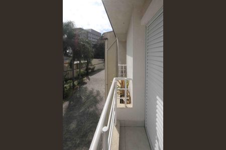 Casa de condomínio à venda com 164m², 3 quartos e 3 vagas Casa de condomínio à venda com 164m², 3 quartos e 3 vagasVaranda da Suite 3