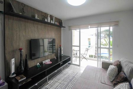 Casa de condomínio à venda com 164m², 3 quartos e 3 vagas Casa de condomínio à venda com 164m², 3 quartos e 3 vagasSala