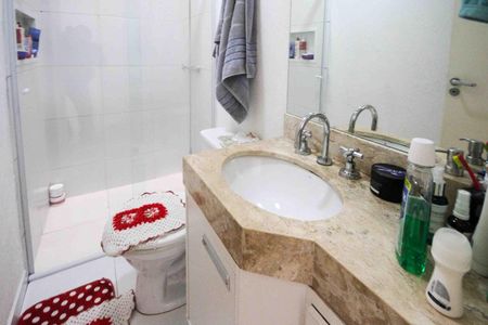 Casa de condomínio à venda com 164m², 3 quartos e 3 vagas Casa de condomínio à venda com 164m², 3 quartos e 3 vagasBanheiro da Suite 3