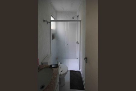 Casa de condomínio à venda com 164m², 3 quartos e 3 vagas Casa de condomínio à venda com 164m², 3 quartos e 3 vagasBanheiro da Suite