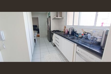 Apartamento à venda com 200m², 4 quartos e 3 vagas Apartamento à venda com 200m², 4 quartos e 3 vagasCozinha