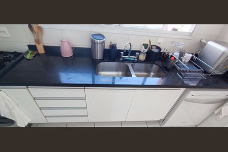 Apartamento à venda com 200m², 4 quartos e 3 vagas Apartamento à venda com 200m², 4 quartos e 3 vagasCozinha