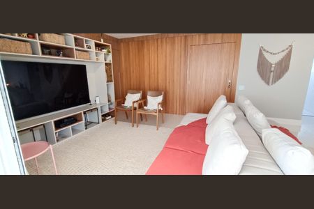 Apartamento à venda com 200m², 4 quartos e 3 vagas Apartamento à venda com 200m², 4 quartos e 3 vagasSala