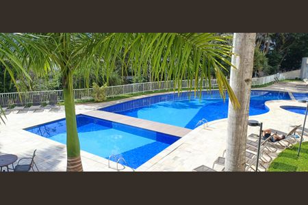 Apartamento à venda com 200m², 4 quartos e 3 vagas Apartamento à venda com 200m², 4 quartos e 3 vagasÁrea comum - Piscina