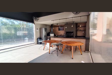 Apartamento à venda com 200m², 4 quartos e 3 vagas Apartamento à venda com 200m², 4 quartos e 3 vagasÁrea comum - Churrasqueira