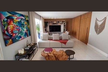 Apartamento à venda com 200m², 4 quartos e 3 vagas Apartamento à venda com 200m², 4 quartos e 3 vagasSala