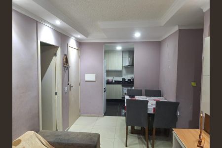 Apartamento para alugar com 61m², 3 quartos e 1 vaga Apartamento para alugar com 61m², 3 quartos e 1 vagaSala