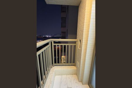 Apartamento para alugar com 64m², 2 quartos e 1 vagaÁrea de Serviço